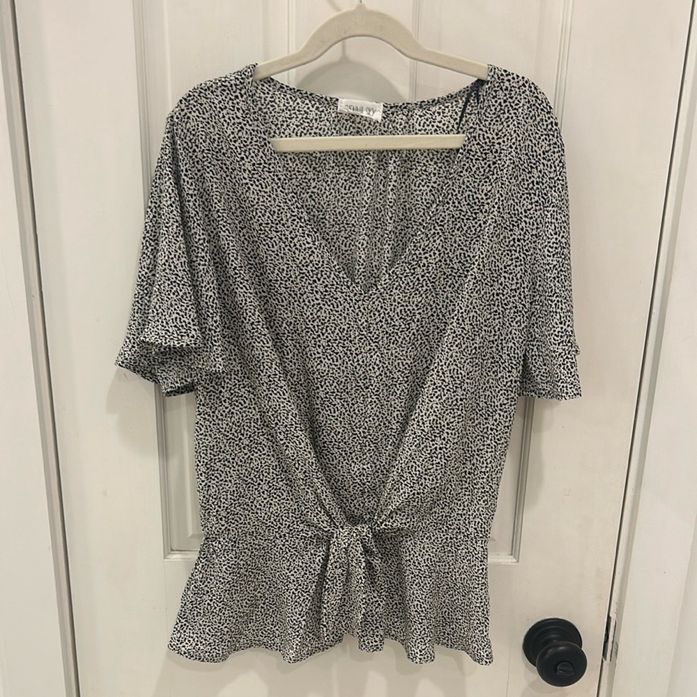 Sienna Sky Gray Short Sleeve Tie Front Peplum Blouse
